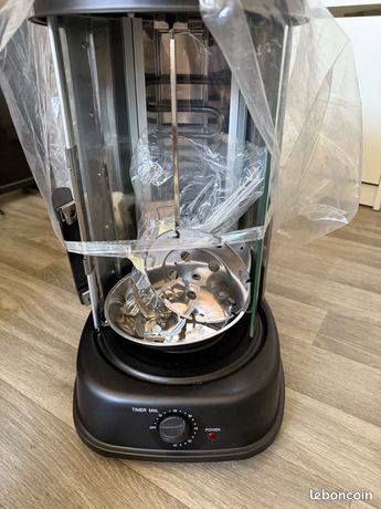 Rôtissoire verticale TB2023A. NEUF JAMAIS UTILISE