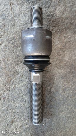 Rotule de direction tracteur