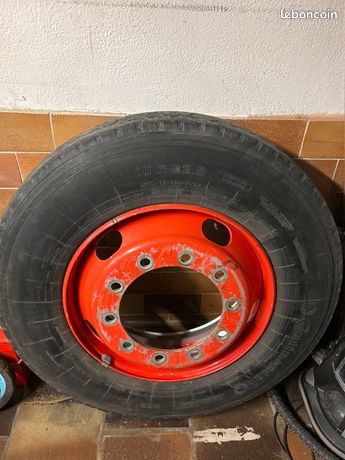 Roue camion 10R22.5