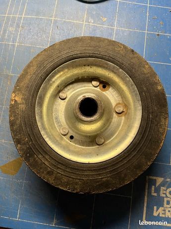 Roue pour roues jockey