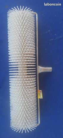 Rouleau débulleur ragréage