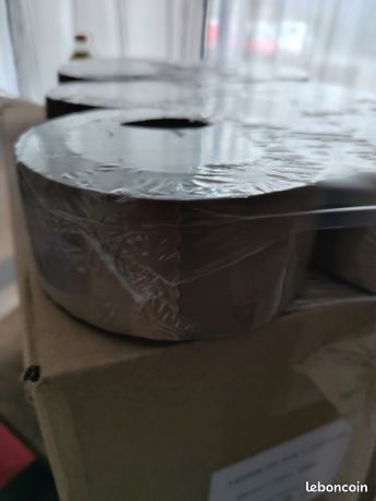 Rouleaux de scotch neuf