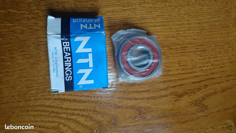 Roulement à Billes Ext 47 mm Int 20 mm ep 14 mm 6204-LLU-5K-NTN