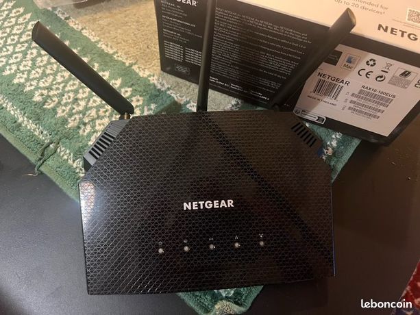 Routeur netgear RAX10