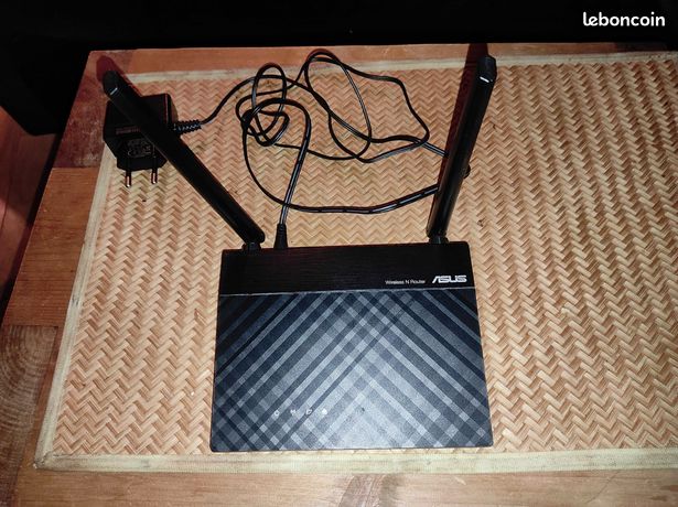 Routeur Wi-Fi ASUS/Wi-Fi Router from ASUS