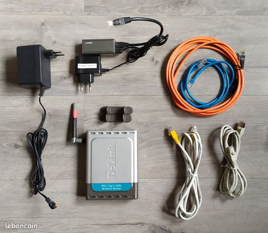 Routeur Wifi parefeu 4 ports + mini nas