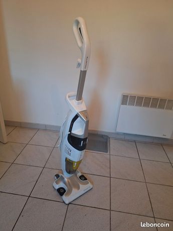 ROWENTA RY8561WH Clean&Steam Multi Nettoyeur vapeur 2 en 1 Nettoie Aspire Tous types de sols et surfaces Nombreux accessoires