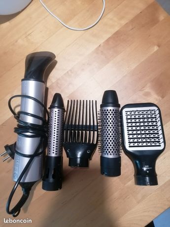 Sèche cheveux (plusieurs embouts)