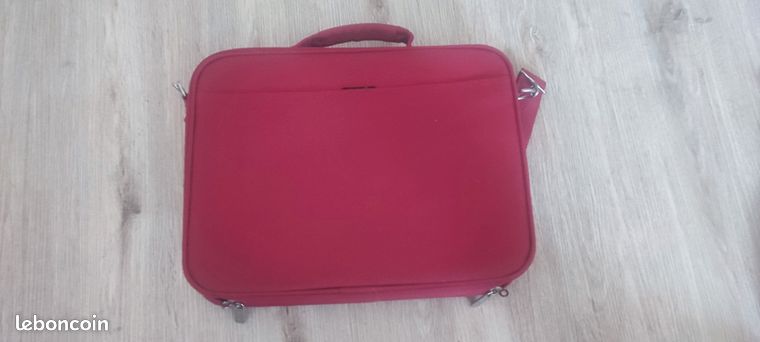 SACOCHE ORDINATEUR dicota rouge
