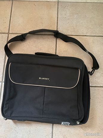 Sacoche ordinateur avec sangle et poche à l avant
