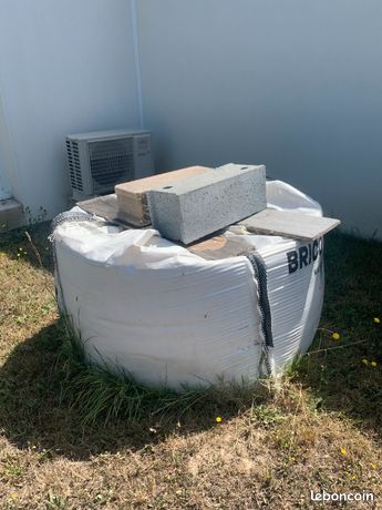 Sacs de sable et graviers