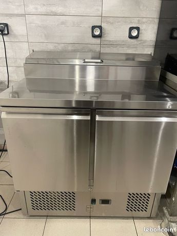 Saladette 2 portes 104x70x90cm 261l