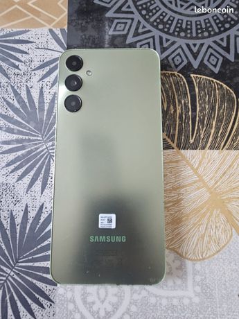 Samsung a05s lire l'annonce