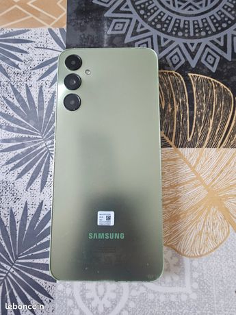 Samsung a05S lire l'annonce