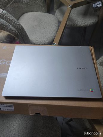 Samsung chromebook Go