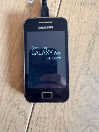 Samsung Galaxy Ace GT-S5839i