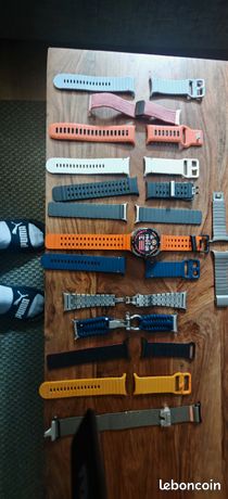 Samsung Galaxy watch ultra énorme pack avec bracelets et chargeur