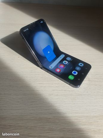 Samsung Galaxy Z Flip 5