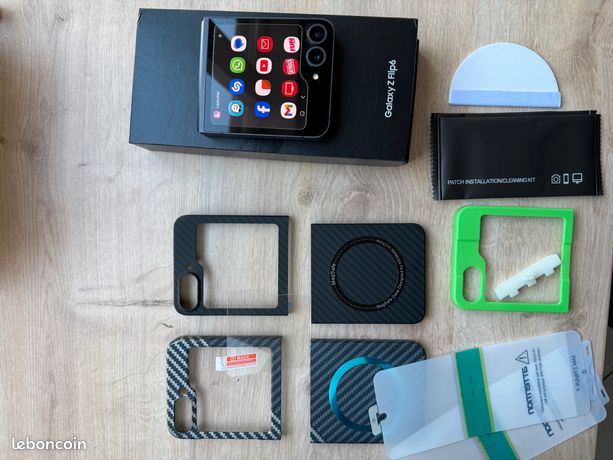 Samsung galaxy z flip 6 noir carbone plus accessoires