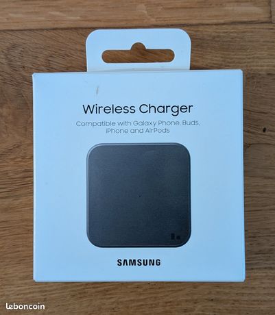 Samsung Wireless Charger Pad EP-P1300T
