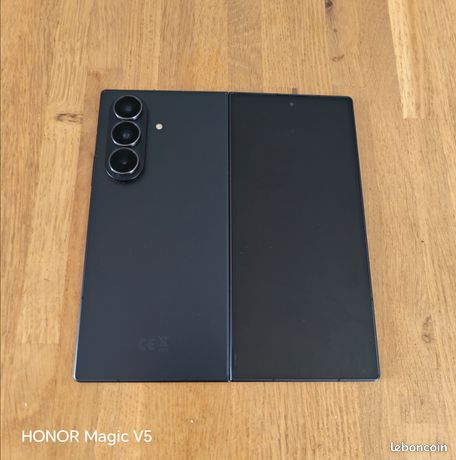 SAMSUNG Z Fold 7