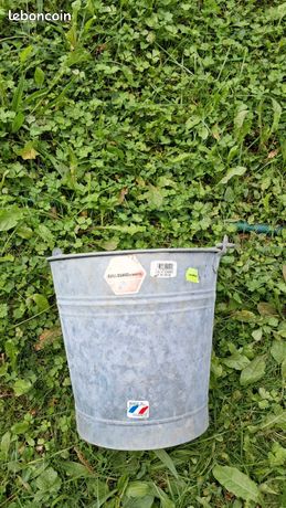 Sceau a cendres acier galvanisé