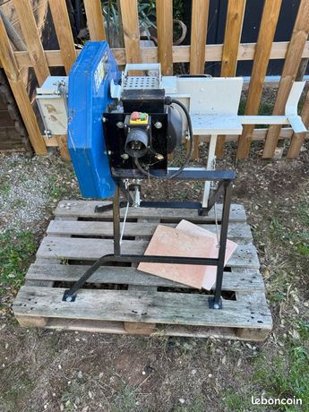 Scie à bûches Scheppach HS410