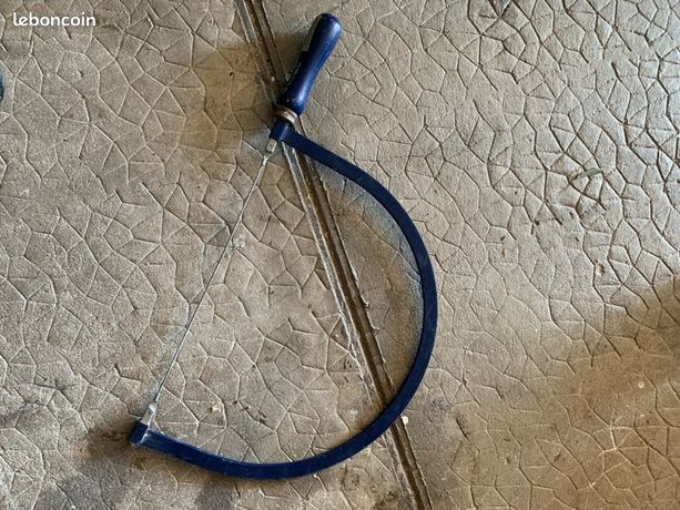 Scie à carrelage manuelle