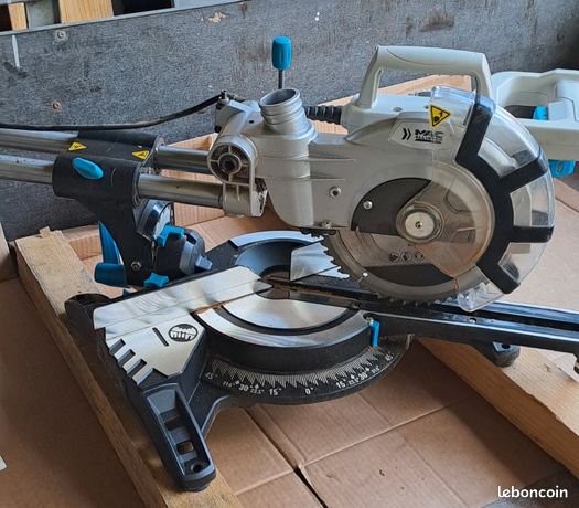 SCIE A ONGLET radiale à poser Mac Allister