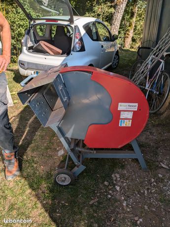Scie circulaire à bûche Brico Forest E500/3000W