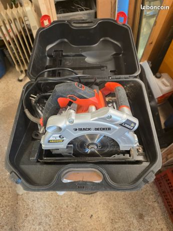 Scie circulaire black et decker