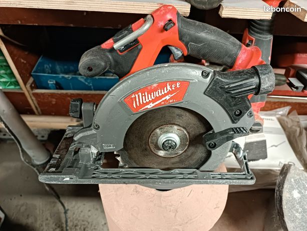 Scie circulaire Milwaukee