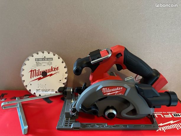 Scie circulaire neuve