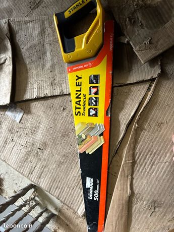 Scie égoïne STANLEY