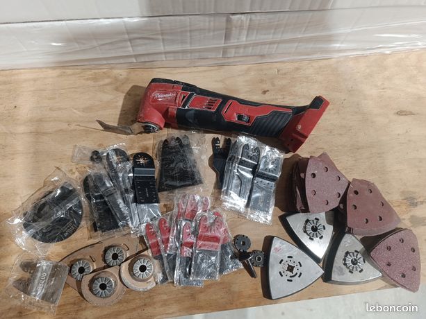 Scie oscillante Milwaukee