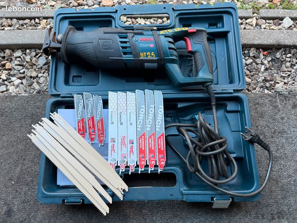 Scie sabre Bosch Professional GSA 1300 PCE