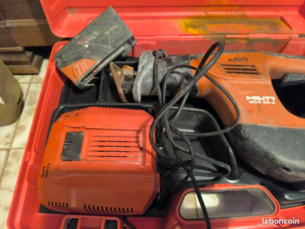 Scie sabre Hilti 36 v AVR