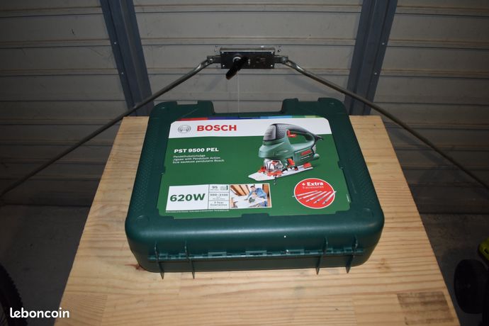 Scie sauteuse BOSCH 9500 Pel