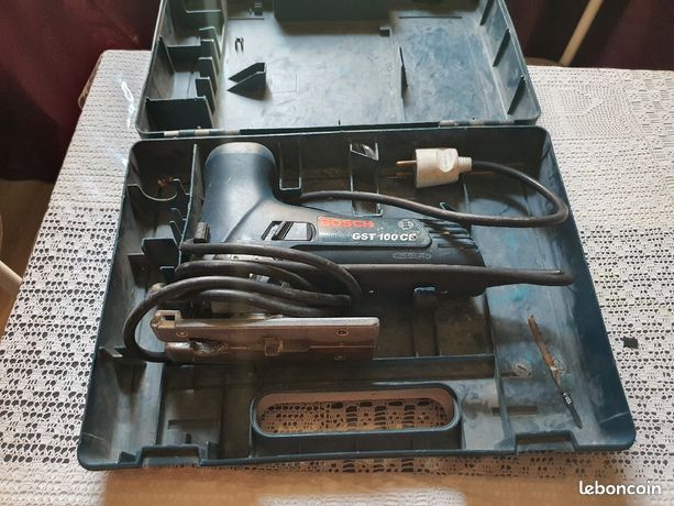 Scie sauteuse bosch pro