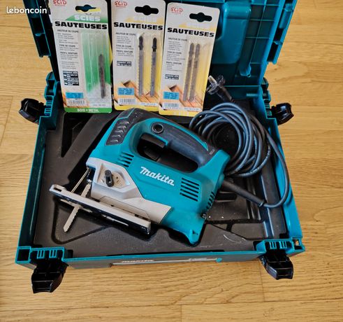 Scie sauteuse Makita