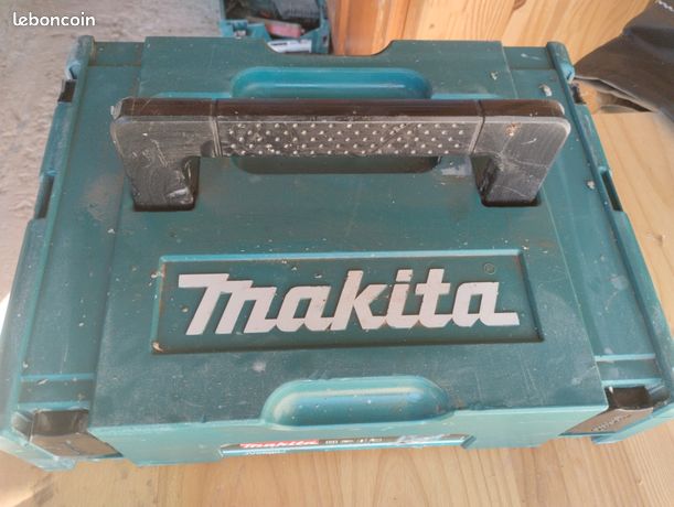 Scie sauteuse makita