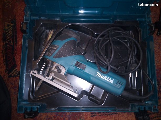 Scie sauteuse Makita
