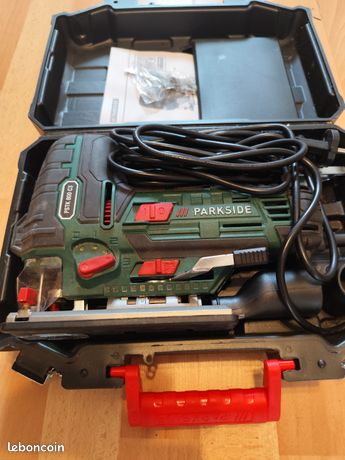 Scie sauteuse Parkside 800w