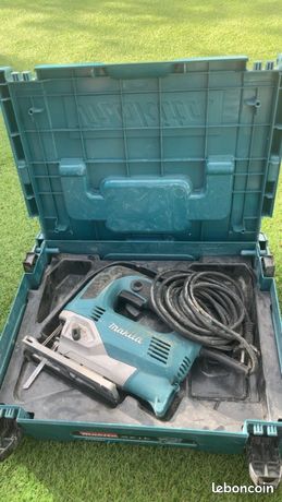 Scie sauteuse makita