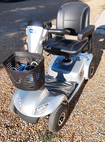 Scooter électrique 4 roues pmr