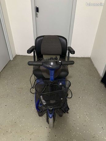 Scooter pour personnes handicapées