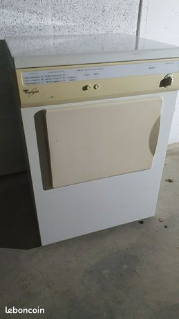 Seche linge à évacuation