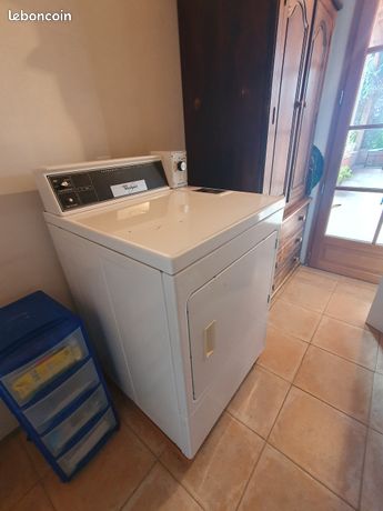 Sèche-linge professionnel Whirlpool 8 kg 380V