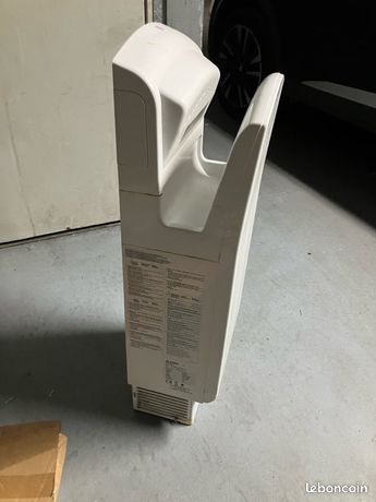 Sèche mains Mitsubishi - En état
