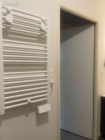 Sèche serviette électrique pour sdb à fixer